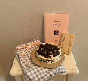 誕生日ケーキ 推しの誕生日に作る 韓国発祥おしゃれなセンイルケーキって Unigirls